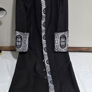 Men's Black and Gray Embroidered Robe